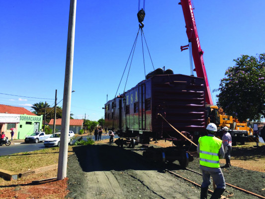 Vagão irá funcionar como ponto de informação turística e venda de artesanato local