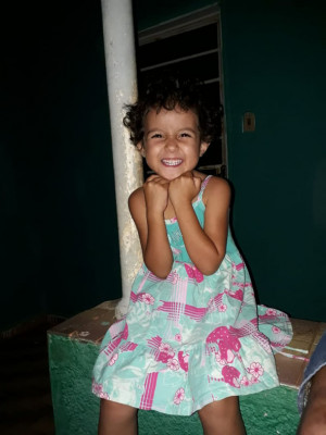 Eduarda Gabrielly Rodrigues Ferreira completa 4 aninhos no dia 16, recebendo o carinho de toda a família, em especial dos pais Cendy Rodrigues Duarte e Cristiano Alex Ferreira da Silva 