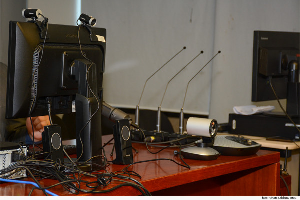 Equipamentos serão instalados em três seções da Comarca de Araguari ** Divulgação 