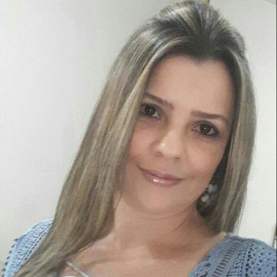 Taciana Sousa também festeja neste dia 11 mais um ano de vida. Deixamos aqui os parabéns pela data e o desejo de muita saúde e sucesso. 