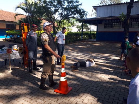 Primeiras ações foram realizadas no C.E.M. Tenente Coronel VilagranCabritta