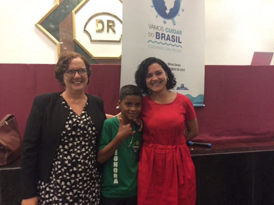 O jovem Joab Henrique Rogel, de 11 anos, aluno do 7º ano do ensino fundamental, concorreu em Belo Horizonte apresentando o projeto ‘A Água Nossa de Cada Dia’ .