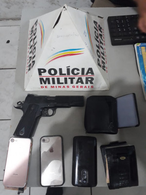 Produto de roubo é recuperado