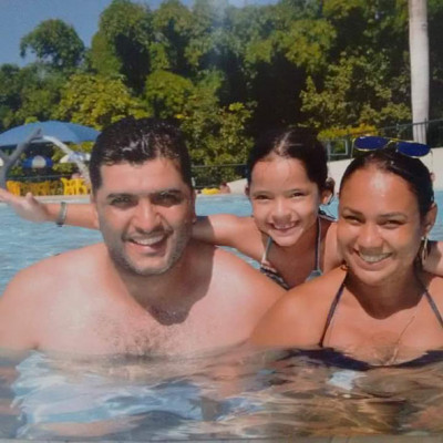 Emilly Sophia Morais Santos, completa hoje 6 anos. Filha de Leide Morais dos Anjos e Leonardo José dos Santos