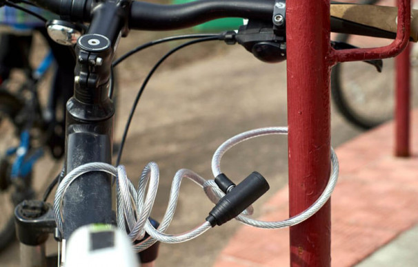 Donos de bicicletas devem tomar precauções adequadas, pois furtos ocorrem quase que diariamente na cidade ** Divulgação 