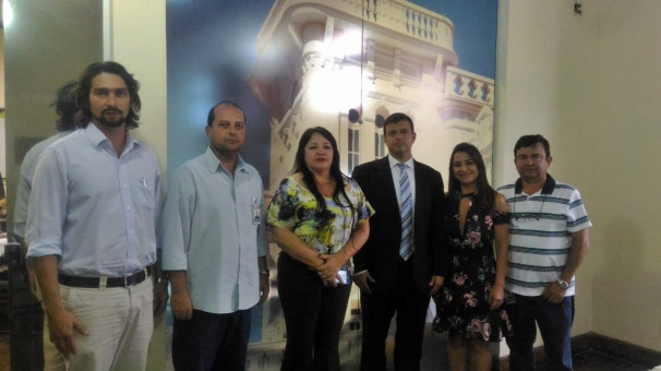 Procurador da Republica vistoria imóveis da Estrada de Ferro Goiás