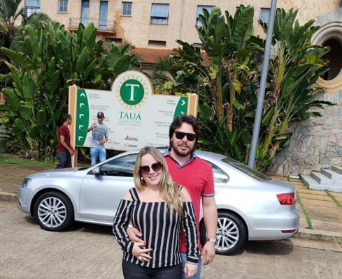 No último final de semana, os empresários da franqueada telefonia CLARO - Gleisson Alves e Mariana Vitalino Alves escolheram o Tauá Grande Hotel Termas de Araxá como destino para descanso.
