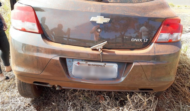 Em outra ocorrência no fim de semana, produto de crime foi abandonado nas proximidades do Pau Furado ** Divulgação 