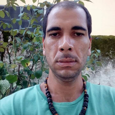 Quem tiver informações sobre o paradeiro de Willian Dreger pode entrar em contato por meio do telefone 9-9176-6536 **Divulgação 