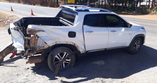 Veículos e envolveram em acidente no km 246 ** PRF 