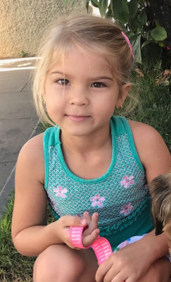 Alana Gabriely Inácio da Silva Santos aniversariante do dia 16 filha de Jorge Fabiano dos santos e Ana Paula Inácia da Silva