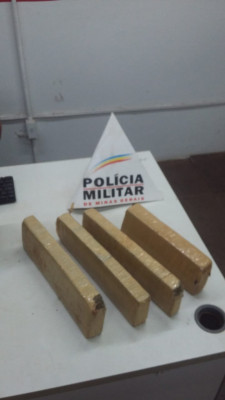 Mais de três quilos apreendidos de substância semelhante à maconha ** Divulgação 