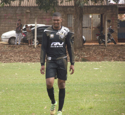 Danilo Inês fez mais um gol e continua na ponta dos artilheiros ** Gazeta do Triângulo 