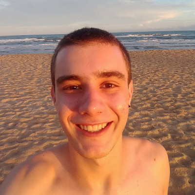 Sábado, dia 25, os parabéns e comemoração por mais um ano são de Rafael Godoy Bonolo. #FelizAniversário 