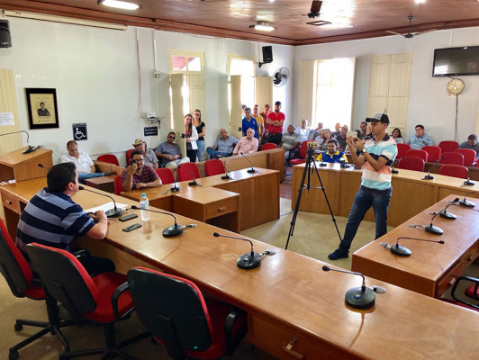 Giulliano ainda não se posicionou quanto aos seus novos rumos após a desistência