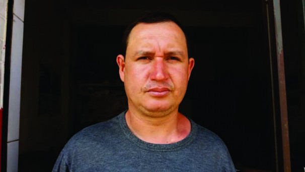 “Sou contra a lei; mesmo sendo obrigatório o pagamento, muitas pessoas estão erradas, imagine se não for”. Cláudio Antônio Silva Oliveira, açougueiro 