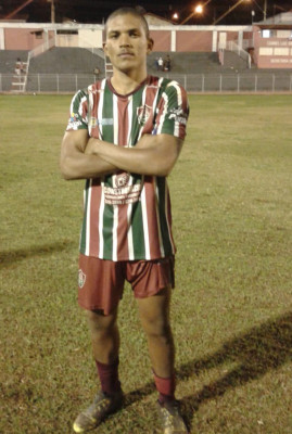 Volante Gustavo Medina fez a diferença na ótima vitória do Fluminense