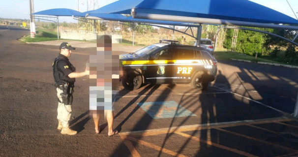 Suspeito de 50 anos foi entregue na Delegacia de Plantão ** PRF