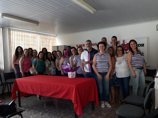 Direção da escola preza pelo trabalho em equipe