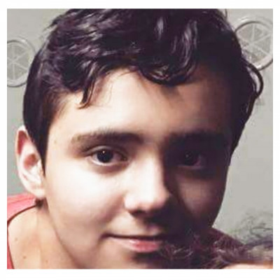 João Pedro Diniz c. Cardoso que completa seus 15 anos dia 15 filho de  Leonardo Diniz Cardoso  e Maria Daniela Castilho Diniz Cardoso 