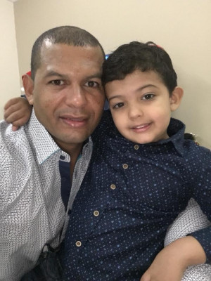 Matheus Oliveira Dias aniversariante do dia 22 com filho Manoel 