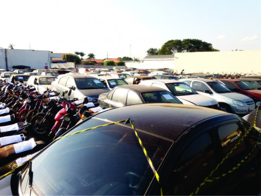 Antes de ir a leilão o dono do veículo é notificado e tem prazo para reaver o bem