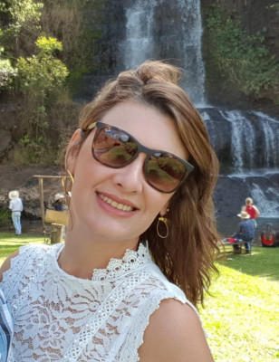 Flávia Ferreira R. da Cunha aniversariante do dia 25/10