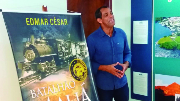 Cerimonial de lançamento da obra revisada começa às 20 horas **Gazeta do Triângulo  