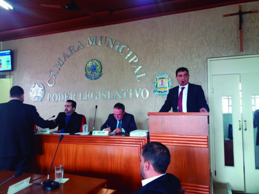 Em reestreia, edil apresenta projeto que contribui com políticas públicas de Saúde