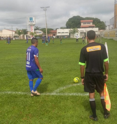 Palmeiras e União fizeram um ótimo jogo na Arena Waldemar Inácio ** Gazeta do Triângulo 