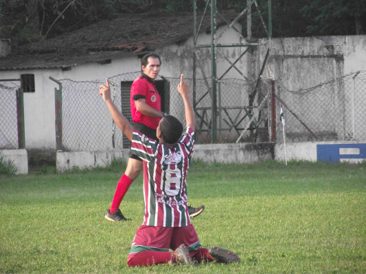 Fluminense, do meia Jordan, terminou a Copa Regional na sexta colocação