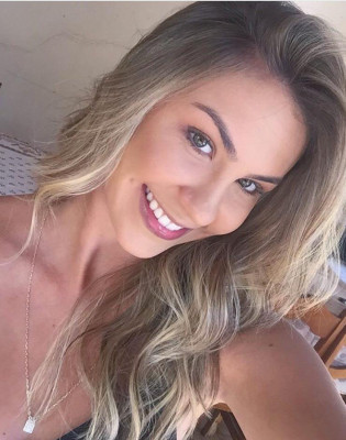 Isadora Leão G. de Campos aniversariante do dia 28 