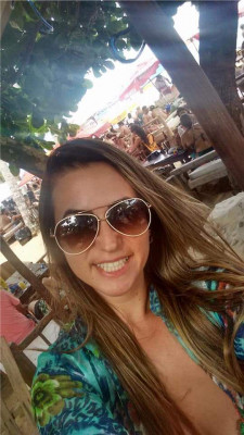 Carla Alves Resende aniversariante do dia 21 