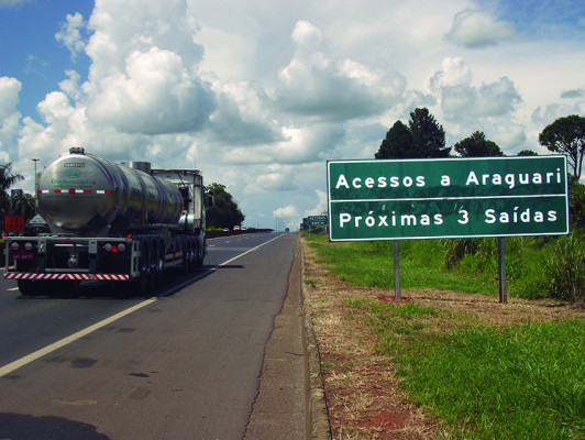 Tráfego mensal de veículos na rodovia é contabilizado pela MGO ** Gazeta do Triângulo 