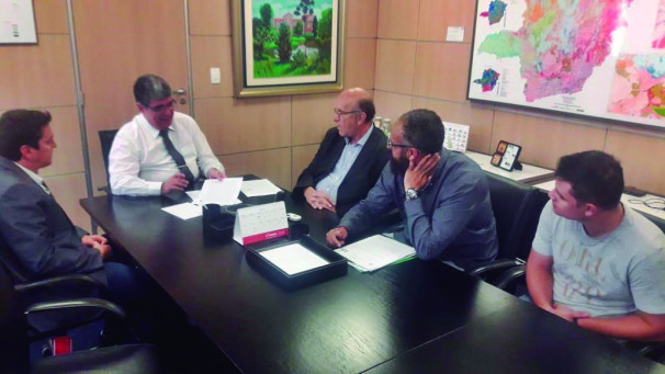 Distrito Industrial é oficialmente cedido ao município