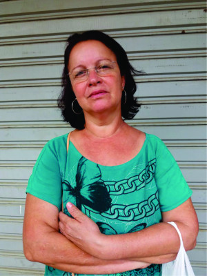 Euciene Aparecida Fernandes  Acho que está bem melhor, mas não ter cobrador atrapalha. Sem ele fica muito difícil para o motorista sair, dar os trocos, pois muitas vezes não levamos trocado o dinheiro. O que acho ruim agora é só isso, a falta de cobrador. Em geral, acho que está bom, os horários me atendem e tem um ponto perto de casa. 