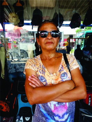 Valdete Mendes Acho que está uma porcaria. Sou babá, trabalho a noite e final de semana não passa ônibus nos horários certos. Durante a semana termina cedo, nunca vi uma cidade desse tamanho parar de ter coletivo às 19h. Eu fico horrorizada. Tem gente que chega aqui, quer ir para o outro lado e não tem coletivo mais. 