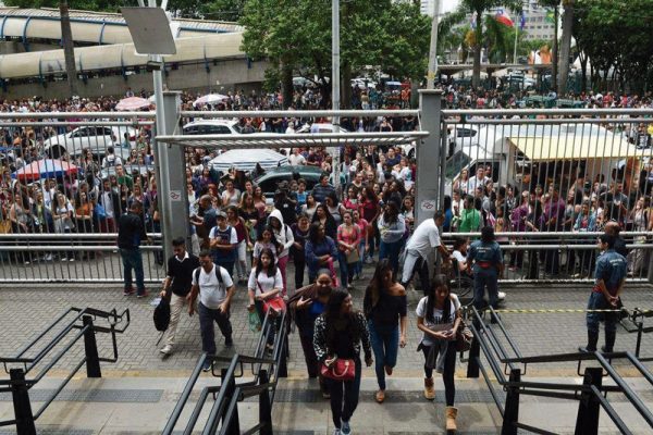 Os locais de prova estão no cartão de confirmação da inscrição, que pode ser acessado pela Página do Participante ou pelo aplicativo