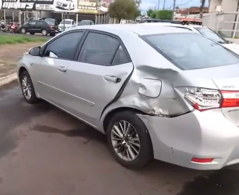 Acidente ocorreu na região central de Araguari ** Divulgação 