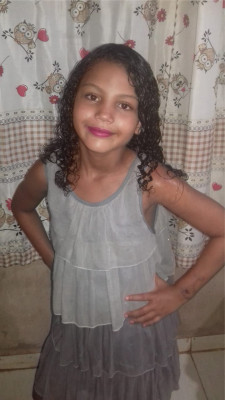 Ana Júlia, aniversariante do dia 7 de fevereiro. Filha de Lucas Sousa e Fernanda (Panificadora Aranãs)