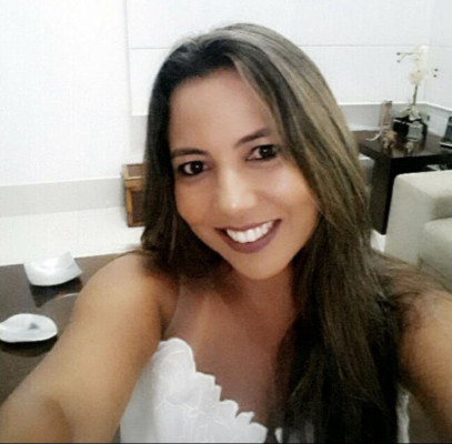 Andréa Cristina Lopes Dias Burgarelli (1/2)