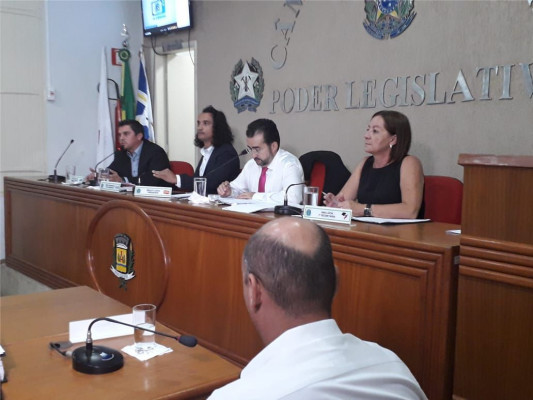 Em virtude do feriado de Carnaval, a próxima sessão da Câmara Municipal será realizada na quinta-feira, dia 7, a partir das 13h