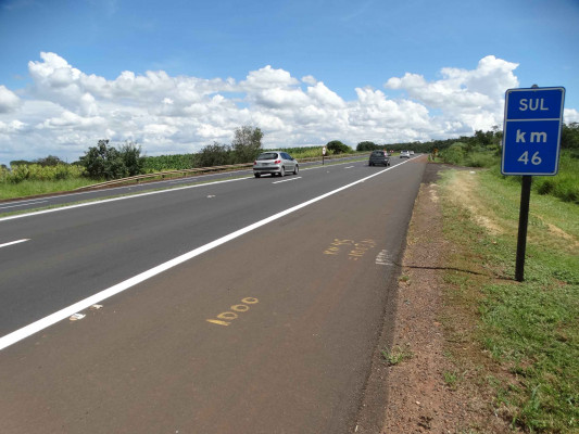 Melhorias ocorrem em todo o trecho da rodovia no município de Araguari ** Divulgação 