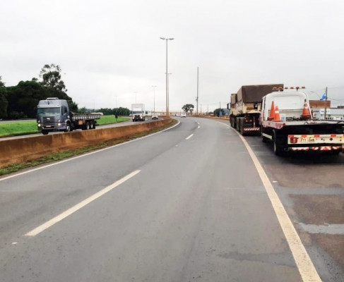 Acidente deixou ciclista com ferimentos graves ** Divulgação 