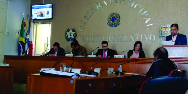 Durante sessão, os vereadores apresentaram requerimentos sobre saúde pública 
