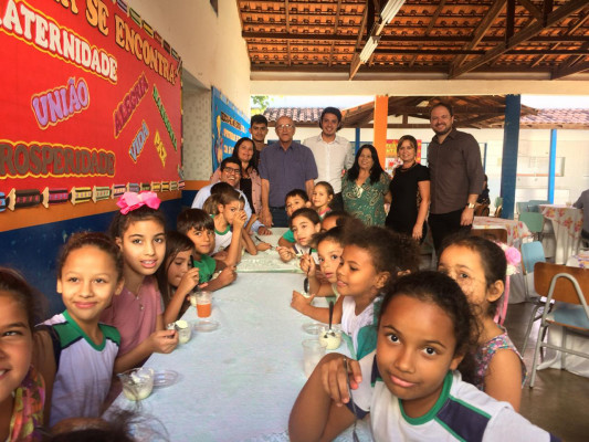 Deputado estadual Doorgal Andrada (Patri) visitou uma das escolas que possuem o Ensino em Tempo Integral para conhecer o que o município oferece aos alunos