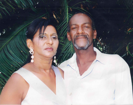 Mario Eurípedes Martins aniversariou dia 13 com sua esposa Hilda Martins 