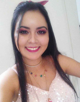 Vanessa Brito aniversariante do dia 17