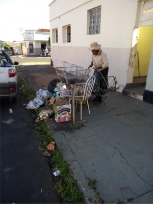 Além de ações preventivas, a conscientização da população é essencial para a eficácia contra a proliferação do mosquito