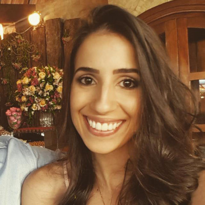 Fernanda Faria Resende aniversariou dia 27/06
